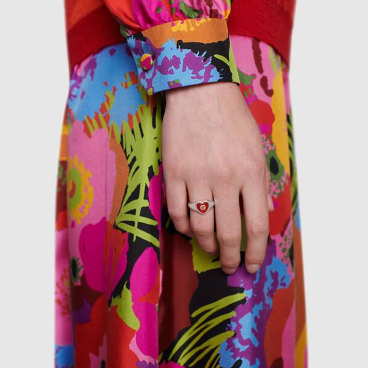 Lookbook 구찌 인터로킹 G 에나멜 하트 실버 반지 레드 925 스털링 유니섹스 645544-J8410-8133