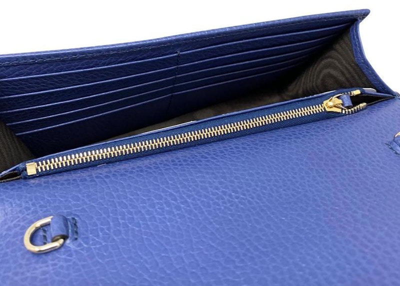 Lookbook Gucci Dompet Rantai GG Berlian (18 Slot Kartu) Biru