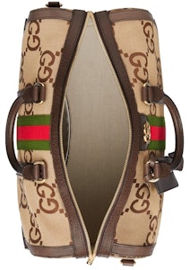 구찌 점보 GG 더플백 카멜/에보니
Lookbook 구찌 점보 GG 더플백 카멜/에보니