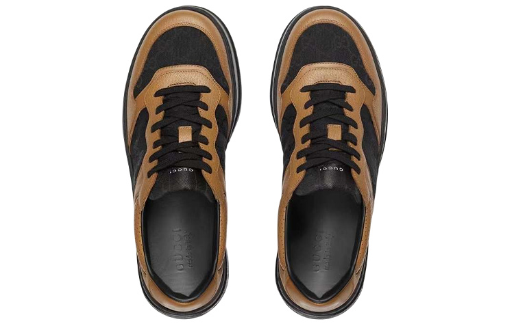 Shop Gucci 綁帶運動鞋「GG壓紋 - 駝色」669582-AABNM-9770