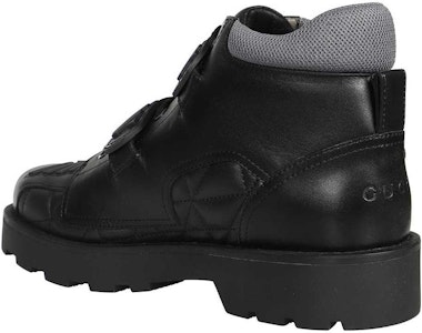 GUCCI古馳 皮革 時尚搭扣 短靴 男款 黑色 Shop GUCCI古馳 皮革 時尚搭扣 短靴 男款 黑色