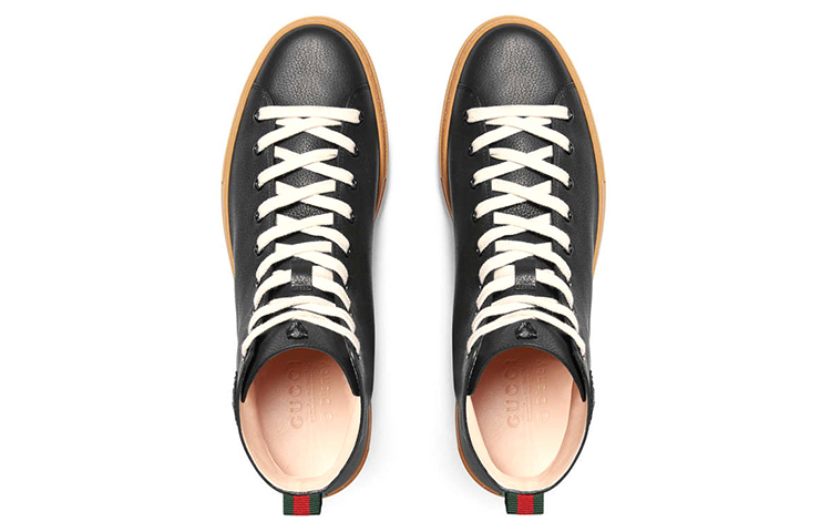 Lookbook Gucci Pelle Alta ''Donald Duck'' Sneakers 459280-BXOA0-1060
