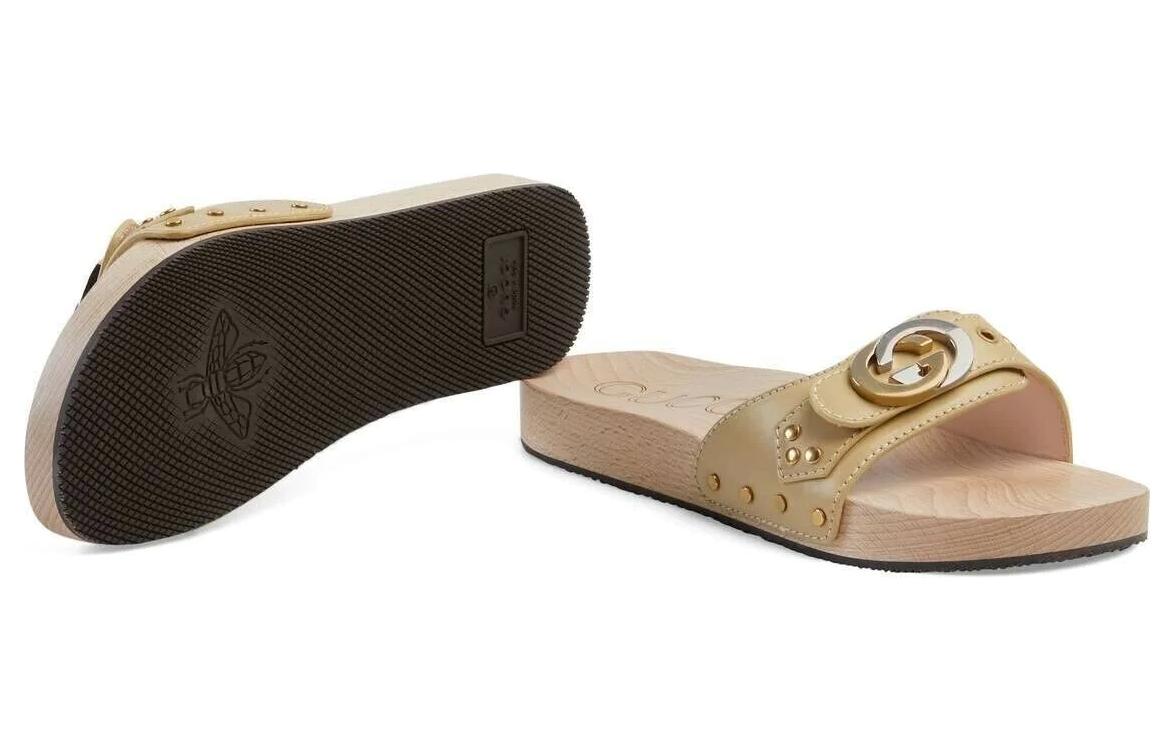 Shop グッチ レザー スライド ベージュ (Gucci レザー スライド ベージュ) 574875-D6000-9327