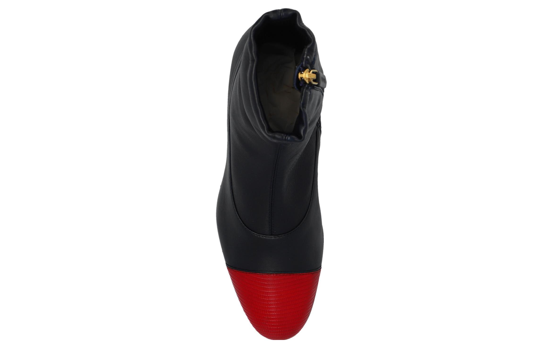 Shop Gucci Leather Zip 'Fashion Ankle Boot Black Red' 725805-LAABO-6477