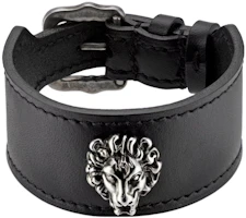 Order GUCCI Gelang Kulit & Logam Kepala Singa Unisex Perhiasan Fashion. 729061-IAAAX-8127