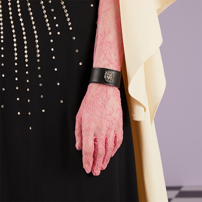 GUCCI 獅頭真皮金屬手鏈 男女通用時尚飾品 729061-IAAAX-8127 Purchase GUCCI 獅頭真皮金屬手鏈 男女通用時尚飾品 729061-IAAAX-8127