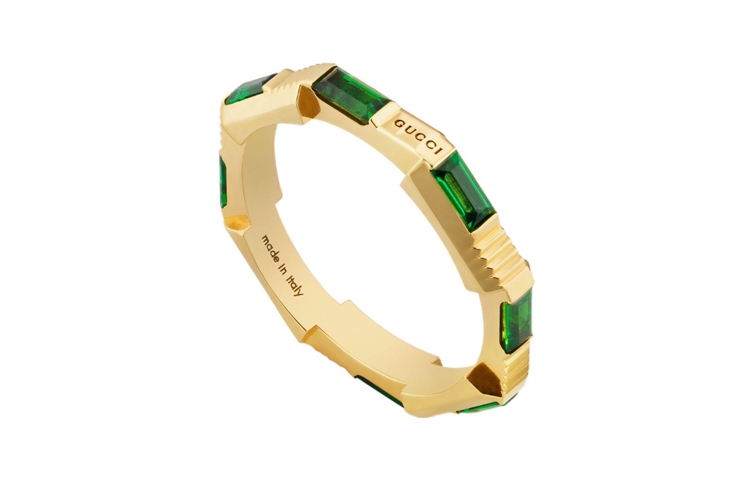 Lookbook 구찌 로고 18k 골드 유니섹스 커플 링 - 골드/그린. YBC662256002