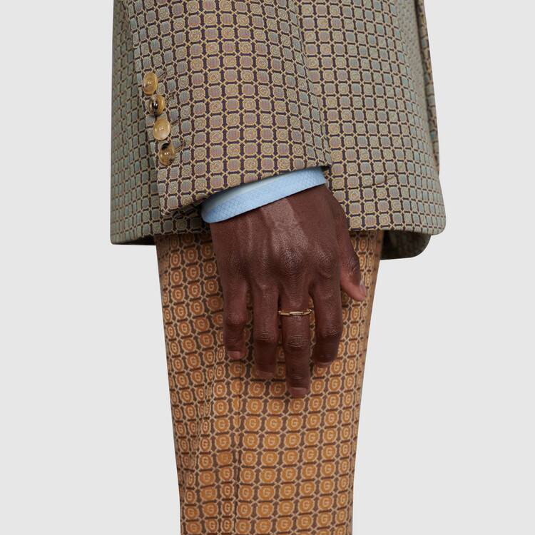 GUCCI Logo Engraved 18k Gold Mirror-Finish Unisex Ring. 662194-J8500-8000 圖 5