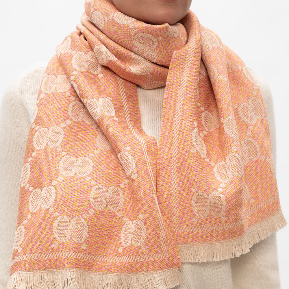GUCCI Logo Print Frayed Knit Scarf Pink/Beige Unisex 627011-3G200-5979 圖 5