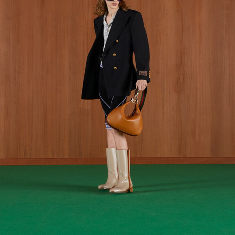 Lookbook GUCCI Love Parade SS22 Camisa Cuadros Manga Corta Blanco Marfil (). 685946-ZAIKH-9738