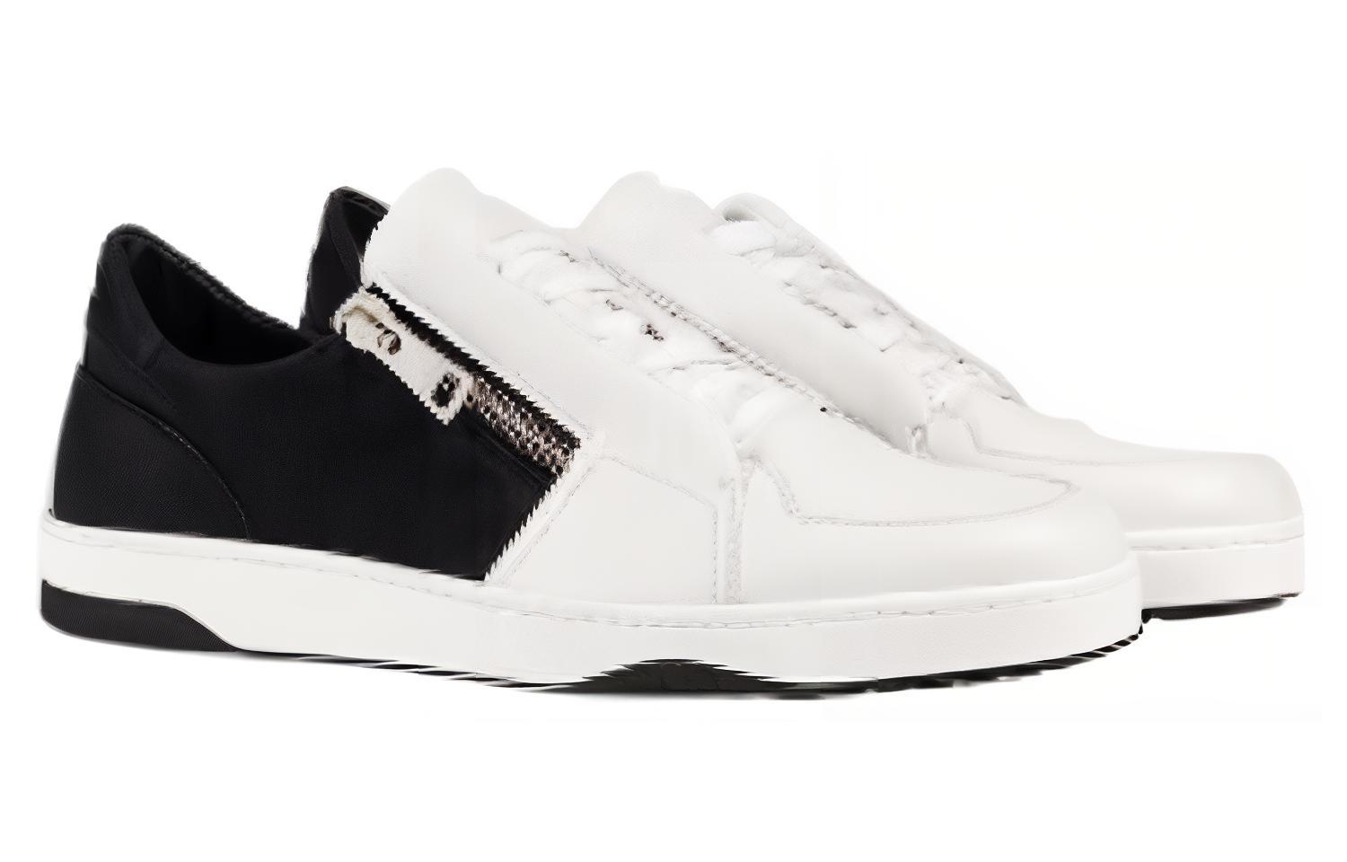 Shop Gucci Lage Sneakers ''Zwart Wit'' 408612-AXW30-9072