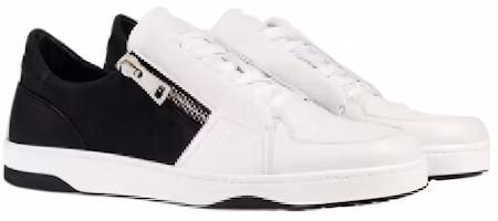 Shop GUCCI古馳 皮革 百搭舒適 低幫 板鞋 男款 黑白色