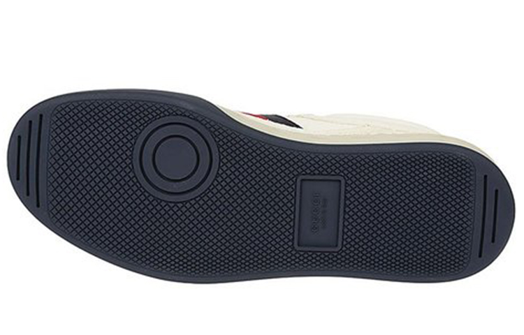 Shop Zapatillas Gucci Low-Top 'Blancas' 494762-D6ZR0-9066