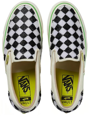Gucci Low Top Sneaker 'Black White Green' 774467-ISBCA-0100 Lookbook Gucci Low Top Sneaker 'Black White Green' 774467-ISBCA-0100
