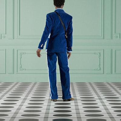 GUCCI 男士 FW22 淺藍刺繡Logo防曬長袖襯衫 703396-ZAK8B-4910 Sizing GUCCI 男士 FW22 淺藍刺繡Logo防曬長袖襯衫 703396-ZAK8B-4910