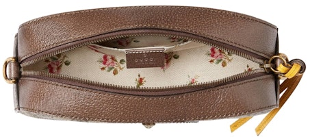 Gucci Messenger GG Supreme Coklat/Kuning Tali Web Hijau/Merah Lookbook Gucci Messenger GG Supreme Coklat/Kuning Tali Web Hijau/Merah