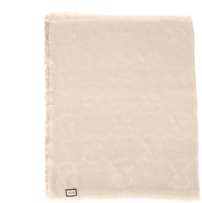 gucci-monogram-wool-knit-scarf-unisex-couple-design-6951394-ga-109879