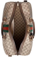 Gucci Ophidia GG 中型米色/棕褐色手提行李袋。 Lookbook Gucci Ophidia GG 中型米色/棕褐色手提行李袋。
