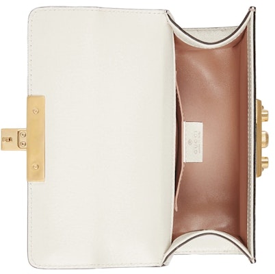 古驰草莓印花PADLOCK肩背包米白色/深棕色/金属红色 Lookbook 古驰草莓印花PADLOCK肩背包米白色/深棕色/金属红色