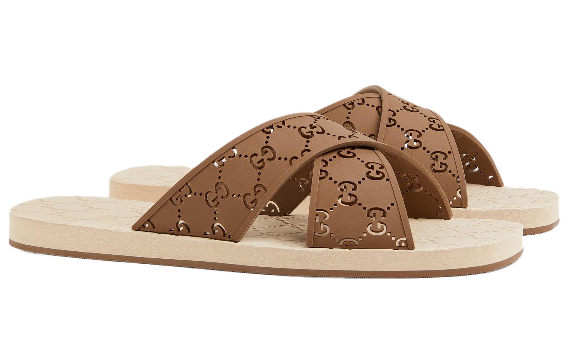 Lookbook グッチ ラバーGGスライド (ブラウン) 634082-JER00-2835