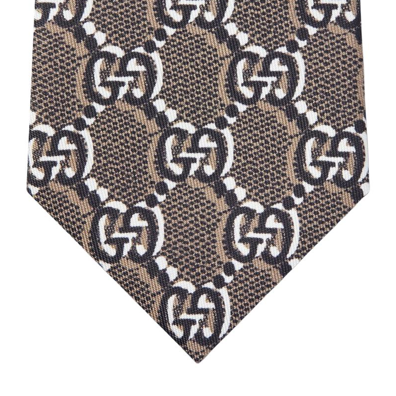 Lookbook GUCCI Silk Logo Tie for Men in Light Beige. 8042934EABI9864