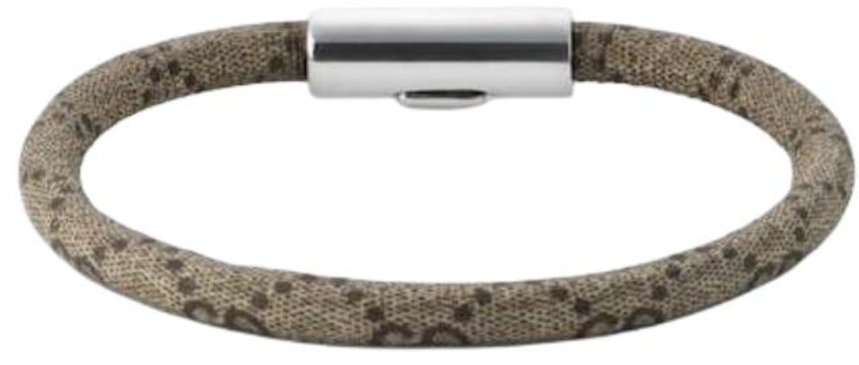 GUCCI Pulsera Plata 925 Unisex Diseño Logo Gris Estilo Pareja. 797156JAAGE8163 Lookbook GUCCI Pulsera Plata 925 Unisex Diseño Logo Gris Estilo Pareja. 797156JAAGE8163