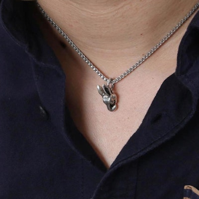 GUCCI Silver Rabbit Head Necklace - Sweater Chain Accessory. 524076-J8400-0811 Details for GUCCI Silver Rabbit Head Necklace - Sweater Chain Accessory. 524076-J8400-0811