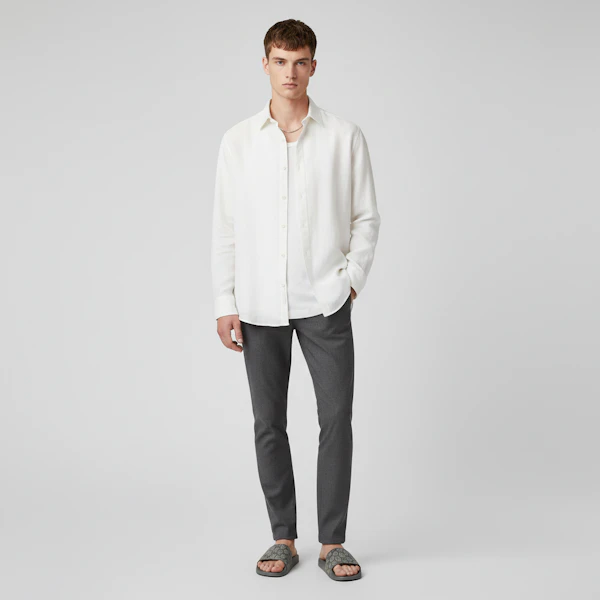 구찌 모노그램 슬라이드 (그레이) 739108-2ZG0G-8713 Lookbook 구찌 모노그램 슬라이드 (그레이) 739108-2ZG0G-8713