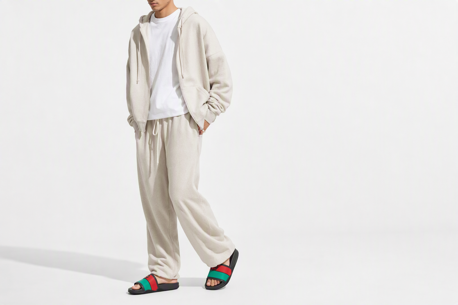 Order GUCCI 古馳 露趾一字 時尚涼拖 男款 黑紅