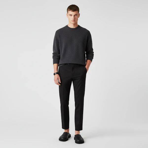 구찌 컷아웃 모노그램 슬립온 샌들 (블랙) 655517-JFB00-1000 Lookbook 구찌 컷아웃 모노그램 슬립온 샌들 (블랙) 655517-JFB00-1000