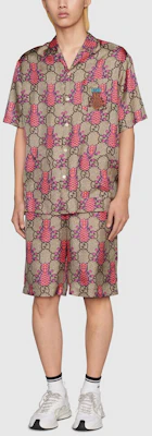 GUCCI SS22 菠萝印花米色宽松版型短裤 男士时尚. 677067-ZAIEJ-2369 Lookbook GUCCI SS22 菠萝印花米色宽松版型短裤 男士时尚. 677067-ZAIEJ-2369