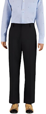 GUCCI SS23 Seluar Kasual Hitam Potongan Tirus Kain Twill Licin. 727451-ZAMDQ-1043 Lookbook GUCCI SS23 Seluar Kasual Hitam Potongan Tirus Kain Twill Licin. 727451-ZAMDQ-1043