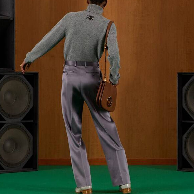 Shop GUCCI SS23 Sweater Rajut Abu-Abu High-Neck Warna Solid. 694787-XKCD5-1093