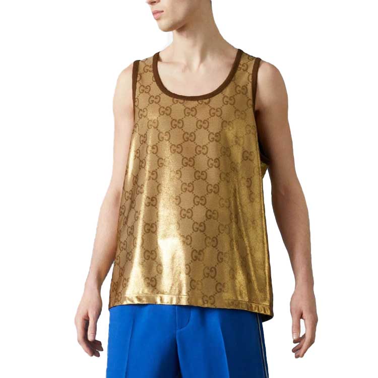 Lookbook 구찌 SS23 골드 로고 패턴 스트레치 니트 풀오버 베스트 남성 740121-XJFE0-2486