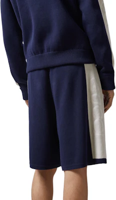 GUCCI SS24 Celana Pendek Biru Mid-Waist Straight-Leg dengan Logo Bordir. 770782-XKDOM-4492 Shop GUCCI SS24 Celana Pendek Biru Mid-Waist Straight-Leg dengan Logo Bordir. 770782-XKDOM-4492