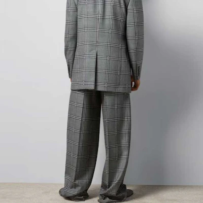 GUCCI SS24 Seluar Kelabu Potongan Lurus Corak Kotak dengan Horsebit 680704-ZAOPD-1016 Purchase GUCCI SS24 Seluar Kelabu Potongan Lurus Corak Kotak dengan Horsebit 680704-ZAOPD-1016