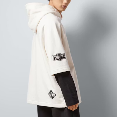 Gucci SS24 標誌印花連帽雙層衛衣 米白色 773084-XJGBP-9095 Purchase Gucci SS24 標誌印花連帽雙層衛衣 米白色 773084-XJGBP-9095