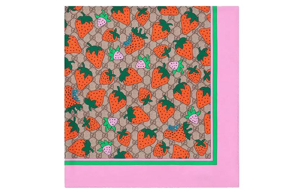 Lookbook GUCCI Pañuelo de Seda Estampado Fresas Multicolor. 577878-3G001-9772