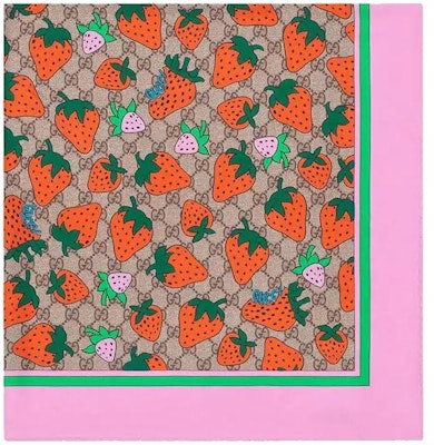 GUCCI Pañuelo de Seda Estampado Fresas Multicolor. 577878-3G001-9772 Lookbook GUCCI Pañuelo de Seda Estampado Fresas Multicolor. 577878-3G001-9772