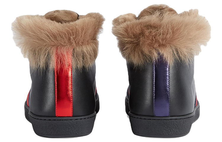 Shop 古驰条纹王牌'黑色皮草' 497367-0FI50-1093