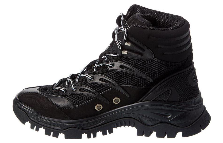 Gucci Thick Sole Round Toe Lace-Up Boots 'Black' 700256-2KD20-1000