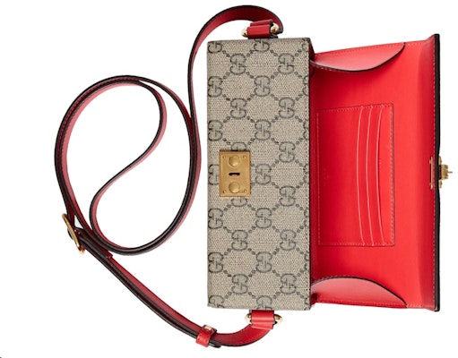 Gucci Valentine's Day Mini Bag GG Supreme Beige/Ebony Lookbook Gucci Valentine's Day Mini Bag GG Supreme Beige/Ebony