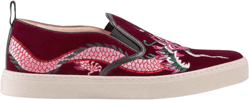 gucci-velvet-slip-on-dragon
