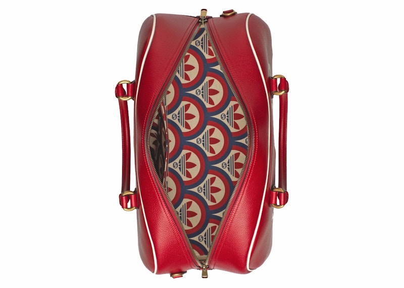 Lookbook Bolsa de Viaje Grande Roja Gucci x adidas