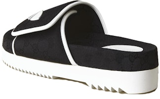 구찌 x 아디다스 슬라이드 샌들 '블랙 GG 모노그램' IE2275 IE2275 Lookbook 구찌 x 아디다스 슬라이드 샌들 '블랙 GG 모노그램' IE2275 IE2275