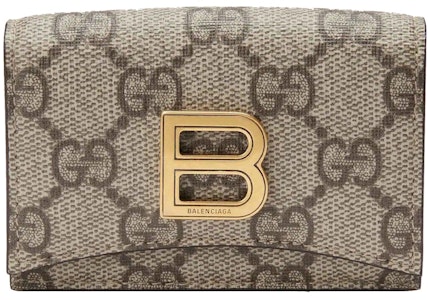 구찌 x 발렌시아가 해커 프로젝트 카드 케이스 지갑 베이지/에보니
Buy 구찌 x 발렌시아가 해커 프로젝트 카드 케이스 지갑 베이지/에보니