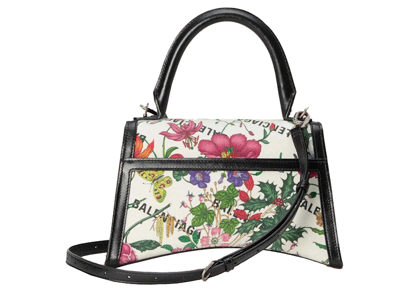 Lookbook Gucci x Balenciaga The Hacker Project Beg Kecil Hourglass Putih