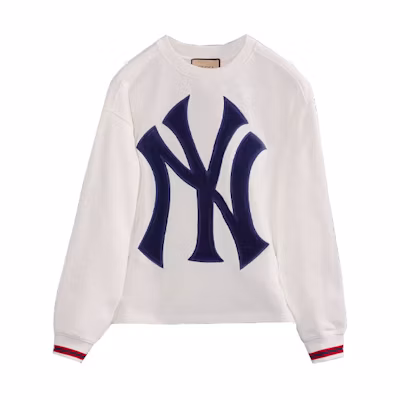 Gucci MLB SS22 Yankees Logo White Crewneck Sweatshirt Unisex 705655-XJEOZ-9791
