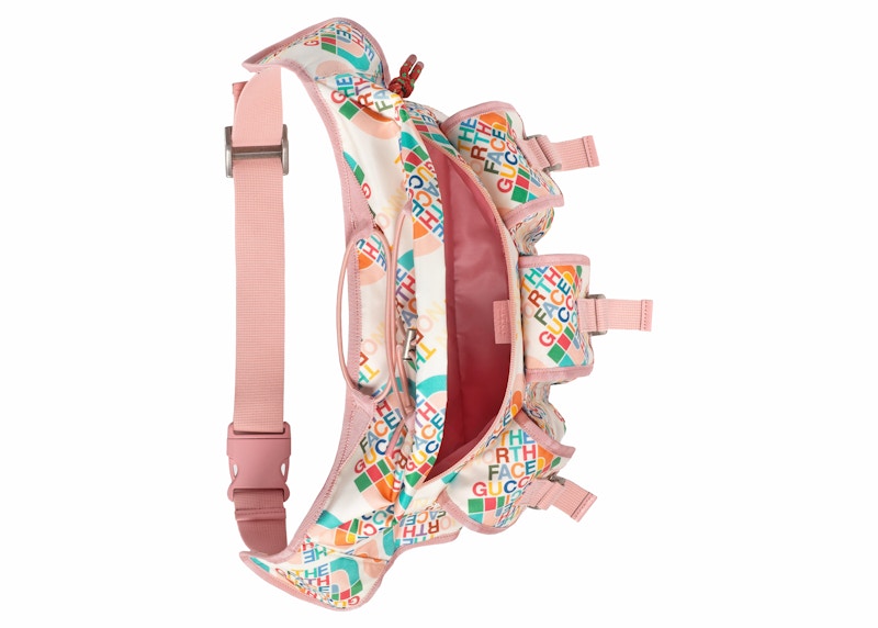 Lookbook Gucci x The North Face Beg Pinggang Besar Ivory