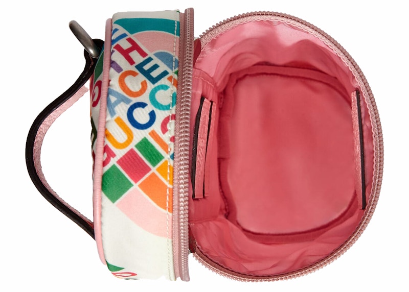 Lookbook 古驰 The North Face 联名象牙色肩包